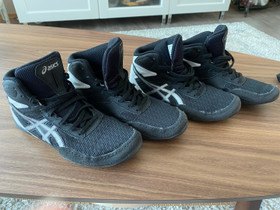 Asics painikengät, Muu urheilu ja ulkoilu, Urheilu ja ulkoilu, Laihia, Tori.fi Asics painikengät, Muu urheilu ja ulkoilu, Urheilu ja ulkoilu, Laihia, Tori.fi