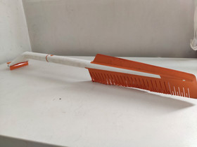 Fiskars SnowXpert harja / jääraappa, Lisävarusteet ja autotarvikkeet, Auton varaosat ja tarvikkeet, Parainen, Tori.fi Fiskars SnowXpert harja / jääraappa, Lisävarusteet ja autotarvikkeet, Auton varaosat ja tarvikkeet, Parainen, Tori.fi