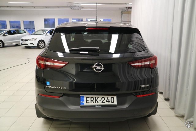 Opel GRANDLAND X 5