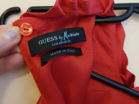 GUESS By marciano made in ITALY, Vaatteet ja kengät, Kontiolahti, Tori.fi GUESS By marciano made in ITALY, Vaatteet ja kengät, Kontiolahti, Tori.fi