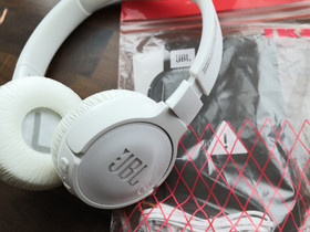 JBL tune 600, Audio ja musiikkilaitteet, Viihde-elektroniikka, Kokkola, Tori.fi JBL tune 600, Audio ja musiikkilaitteet, Viihde-elektroniikka, Kokkola, Tori.fi