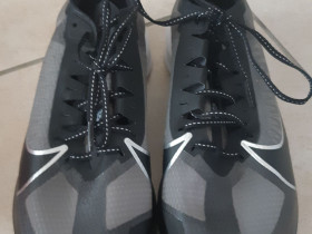 Nike Zoom Gravity 44.5, Juoksu ja lenkkeily, Urheilu ja ulkoilu, Seinäjoki, Tori.fi Nike Zoom Gravity 44.5, Juoksu ja lenkkeily, Urheilu ja ulkoilu, Seinäjoki, Tori.fi