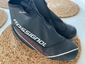 Rossignol monot 42, Hiihto, Urheilu ja ulkoilu, Seinäjoki, Tori.fi Rossignol monot 42, Hiihto, Urheilu ja ulkoilu, Seinäjoki, Tori.fi