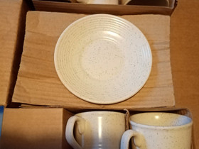 Retro englantilainen kahviastiasto kuudelle, Kahvikupit, mukit ja lasit, Keittiötarvikkeet ja astiat, Mäntsälä, Tori.fi Retro englantilainen kahviastiasto kuudelle, Kahvikupit, mukit ja lasit, Keittiötarvikkeet ja astiat, Mäntsälä, Tori.fi