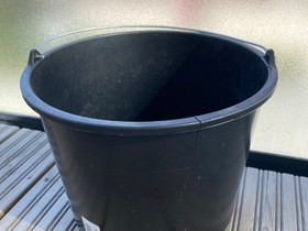 Muoviämpäri 12L, Pölynimurit ja siivousvälineet, Kodinkoneet, Turku, Tori.fi Muoviämpäri 12L, Pölynimurit ja siivousvälineet, Kodinkoneet, Turku, Tori.fi
