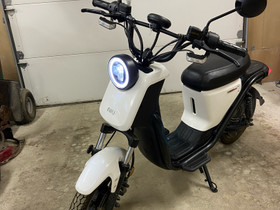 NIU sähköskootteri, Skootterit, Moto, Toholampi, Tori.fi NIU sähköskootteri, Skootterit, Moto, Toholampi, Tori.fi