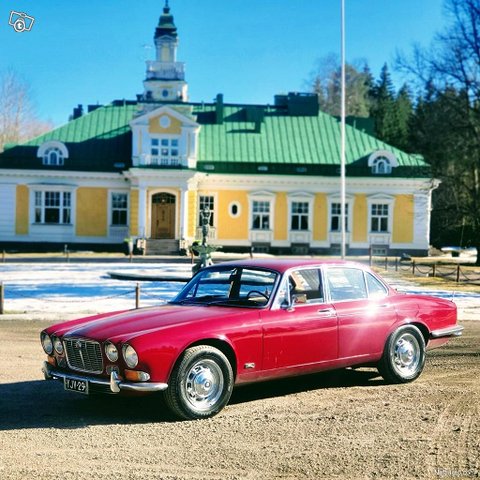 Jaguar XJ6