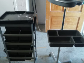 Kampaamon apupöydät mustat, Liikkeille ja yrityksille, Pietarsaari, Tori.fi Kampaamon apupöydät mustat, Liikkeille ja yrityksille, Pietarsaari, Tori.fi