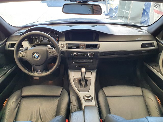 BMW 325d 6