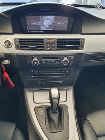 BMW 325d 7