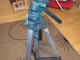 Giottos VT-809 Tripod, Valokuvaustarvikkeet, Kamerat ja valokuvaus, Rovaniemi, Tori.fi Giottos VT-809 Tripod, Valokuvaustarvikkeet, Kamerat ja valokuvaus, Rovaniemi, Tori.fi