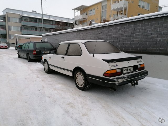Saab 900 2