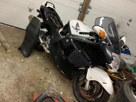 Korjattavaksi moottoripyörä, Moottoripyörät, Moto, Ruokolahti, Tori.fi Korjattavaksi moottoripyörä, Moottoripyörät, Moto, Ruokolahti, Tori.fi