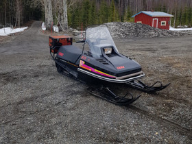 Lynx 5900 GLX, Moottorikelkat, Moto, Kontiolahti, Tori.fi Lynx 5900 GLX, Moottorikelkat, Moto, Kontiolahti, Tori.fi