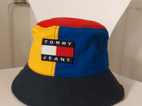 Tommy Jeans bucket, Laukut ja hatut, Asusteet ja kellot, Lahti, Tori.fi Tommy Jeans bucket, Laukut ja hatut, Asusteet ja kellot, Lahti, Tori.fi