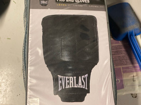 Everlast nyrkkeilyhanskat, Kamppailulajit, Urheilu ja ulkoilu, Jyväskylä, Tori.fi Everlast nyrkkeilyhanskat, Kamppailulajit, Urheilu ja ulkoilu, Jyväskylä, Tori.fi