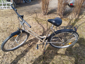 Naisten 26" 3-vaihteinen, Maastopyörät, Polkupyörät ja pyöräily, Kurikka, Tori.fi Naisten 26" 3-vaihteinen, Maastopyörät, Polkupyörät ja pyöräily, Kurikka, Tori.fi