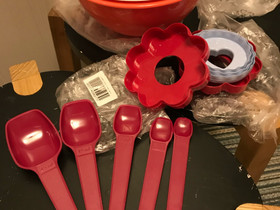 Tupperware kulho, mitat, muotit, kauha yhteishinta, Keittiövälineet, Keittiötarvikkeet ja astiat, Kemi, Tori.fi Tupperware kulho, mitat, muotit, kauha yhteishinta, Keittiövälineet, Keittiötarvikkeet ja astiat, Kemi, Tori.fi