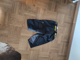 Bauer L/G munasuojat, Jääkiekko ja luistelu, Urheilu ja ulkoilu, Hämeenlinna, Tori.fi Bauer L/G munasuojat, Jääkiekko ja luistelu, Urheilu ja ulkoilu, Hämeenlinna, Tori.fi