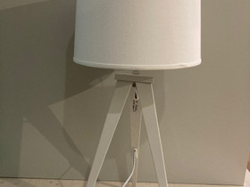 Pentik kolmihaarainen pöytävalaisin ja Deco- varj, Valaisimet, Sisustus ja huonekalut, Helsinki, Tori.fi Pentik kolmihaarainen pöytävalaisin ja Deco- varj, Valaisimet, Sisustus ja huonekalut, Helsinki, Tori.fi