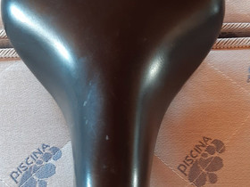 Polkupyörän istuin, Pyörätarvikkeet ja kypärät, Polkupyörät ja pyöräily, Sotkamo, Tori.fi Polkupyörän istuin, Pyörätarvikkeet ja kypärät, Polkupyörät ja pyöräily, Sotkamo, Tori.fi