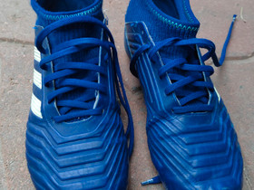Adidas predator jaliskengät 37,5, Jalkapallo, Urheilu ja ulkoilu, Joensuu, Tori.fi Adidas predator jaliskengät 37,5, Jalkapallo, Urheilu ja ulkoilu, Joensuu, Tori.fi