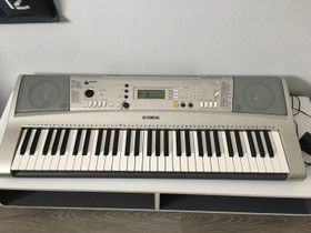 Yamaha kosketinsoitin, Pianot, urut ja koskettimet, Musiikki ja soittimet, Liperi, Tori.fi Yamaha kosketinsoitin, Pianot, urut ja koskettimet, Musiikki ja soittimet, Liperi, Tori.fi