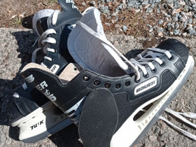 Bauer luistimet 5, Jääkiekko ja luistelu, Urheilu ja ulkoilu, Hämeenlinna, Tori.fi Bauer luistimet 5, Jääkiekko ja luistelu, Urheilu ja ulkoilu, Hämeenlinna, Tori.fi