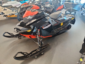 Ski-Doo Renegade, Moottorikelkat, Moto, Ähtäri, Tori.fi Ski-Doo Renegade, Moottorikelkat, Moto, Ähtäri, Tori.fi