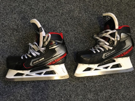 Bauer Vapor X2.7 mv-luistimet 6,5EE / 41EE, Jääkiekko ja luistelu, Urheilu ja ulkoilu, Pietarsaari, Tori.fi Bauer Vapor X2.7 mv-luistimet 6,5EE / 41EE, Jääkiekko ja luistelu, Urheilu ja ulkoilu, Pietarsaari, Tori.fi