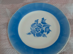 Arabian leipälautanen, Tarjoiluastiat, Keittiötarvikkeet ja astiat, Lappeenranta, Tori.fi Arabian leipälautanen, Tarjoiluastiat, Keittiötarvikkeet ja astiat, Lappeenranta, Tori.fi