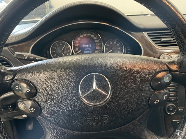 Mercedes-Benz CLS 12