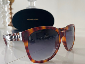 Michael Kors aurinkolasit, tortoise, Muut asusteet, Asusteet ja kellot, Tampere, Tori.fi Michael Kors aurinkolasit, tortoise, Muut asusteet, Asusteet ja kellot, Tampere, Tori.fi