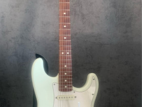 Stratocaster fender, Kitarat, bassot ja vahvistimet, Musiikki ja soittimet, Kuopio, Tori.fi Stratocaster fender, Kitarat, bassot ja vahvistimet, Musiikki ja soittimet, Kuopio, Tori.fi