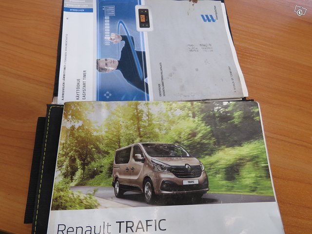 Renault Trafic 14