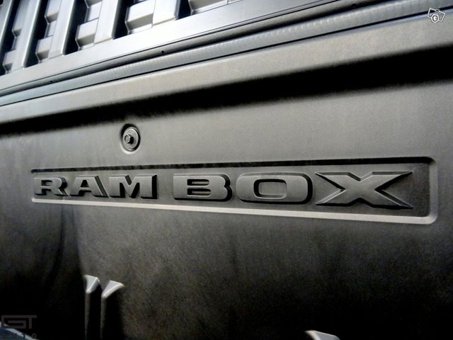Dodge Ram 19