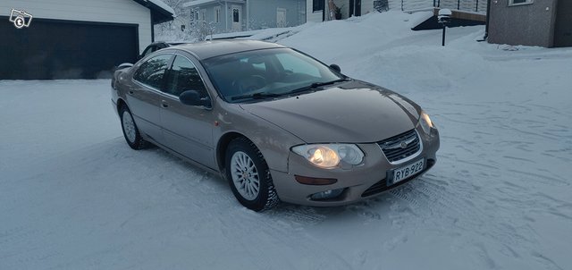 Chrysler 300M 2