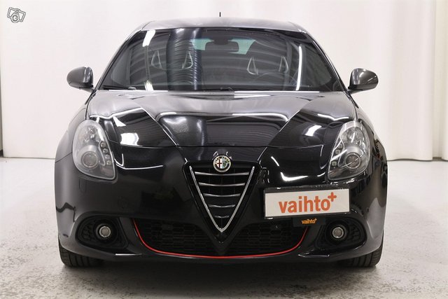 Alfa Romeo GIULIETTA 2