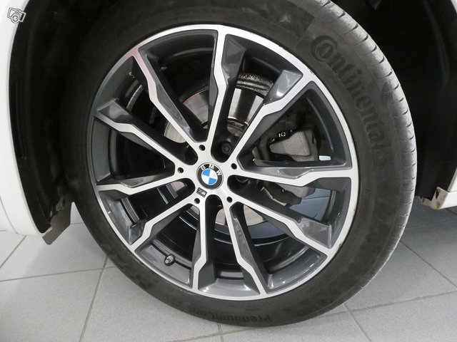 BMW X4 22