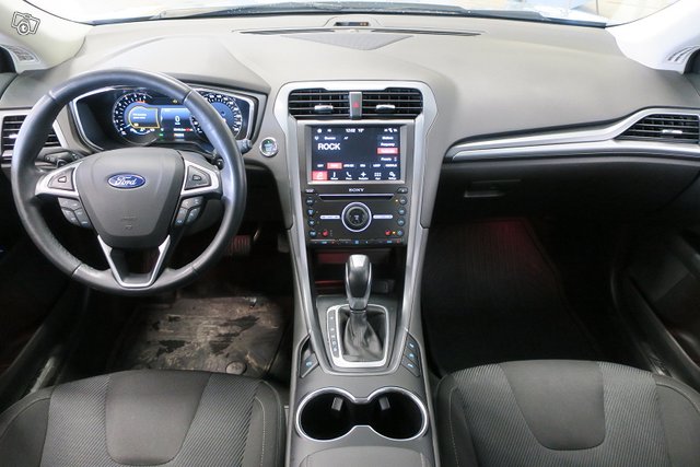 FORD Mondeo 11