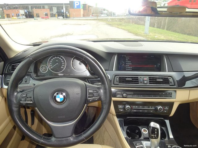 BMW 520 12