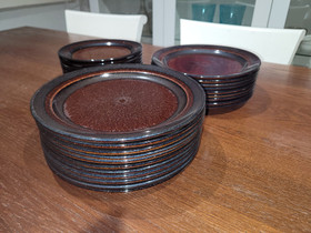 Arabian tummat ruoka- ja leipälautaset, Ruokailuastiat ja aterimet, Keittiötarvikkeet ja astiat, Lemi, Tori.fi Arabian tummat ruoka- ja leipälautaset, Ruokailuastiat ja aterimet, Keittiötarvikkeet ja astiat, Lemi, Tori.fi