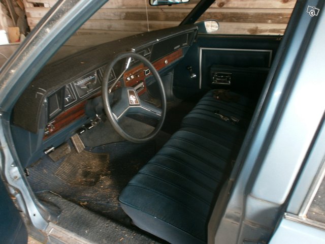 Chevrolet Caprice 2