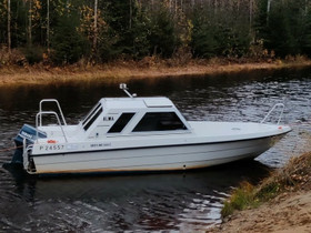 Moottorivene takahytillä Grayling 560 C, Moottoriveneet, Veneet, Oulu, Tori.fi Moottorivene takahytillä Grayling 560 C, Moottoriveneet, Veneet, Oulu, Tori.fi