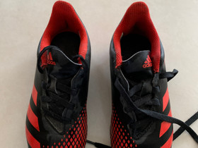 Adidas predator nuorten jalkapallonappikset, Jalkapallo, Urheilu ja ulkoilu, Vaasa, Tori.fi Adidas predator nuorten jalkapallonappikset, Jalkapallo, Urheilu ja ulkoilu, Vaasa, Tori.fi