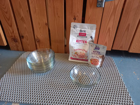 Iso kasa kissan tarvikkeet, Kissojen tarvikkeet, Lemmikkieläimet, Joensuu, Tori.fi Iso kasa kissan tarvikkeet, Kissojen tarvikkeet, Lemmikkieläimet, Joensuu, Tori.fi