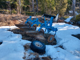 Fiskars Agrosta puoliautomaatti aurat, Maatalouskoneet, Työkoneet ja kalusto, Kouvola, Tori.fi Fiskars Agrosta puoliautomaatti aurat, Maatalouskoneet, Työkoneet ja kalusto, Kouvola, Tori.fi