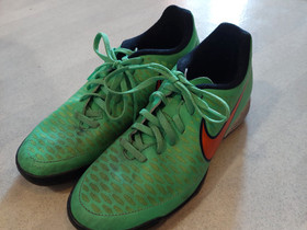 Nike Magista jalkapallokengät koko 40, Jalkapallo, Urheilu ja ulkoilu, Lempäälä, Tori.fi Nike Magista jalkapallokengät koko 40, Jalkapallo, Urheilu ja ulkoilu, Lempäälä, Tori.fi