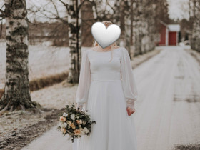 Hääpuku, Vaatteet ja kengät, Tyrnävä, Tori.fi Hääpuku, Vaatteet ja kengät, Tyrnävä, Tori.fi