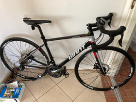 Giant Defy maantiepyörä (koko s), Kilpapyörät, Polkupyörät ja pyöräily, Turku, Tori.fi Giant Defy maantiepyörä (koko s), Kilpapyörät, Polkupyörät ja pyöräily, Turku, Tori.fi
